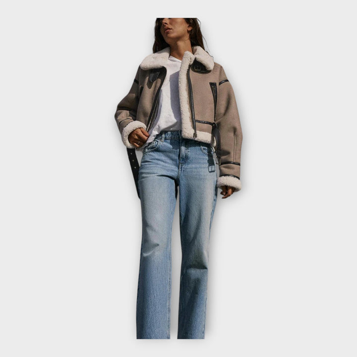 Réka | Elegáns bőrkabát minden alkalomra