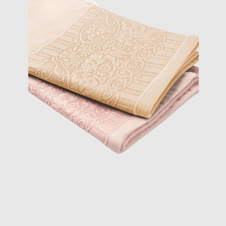 Adéla | Csipkés formázó bikini nőknek